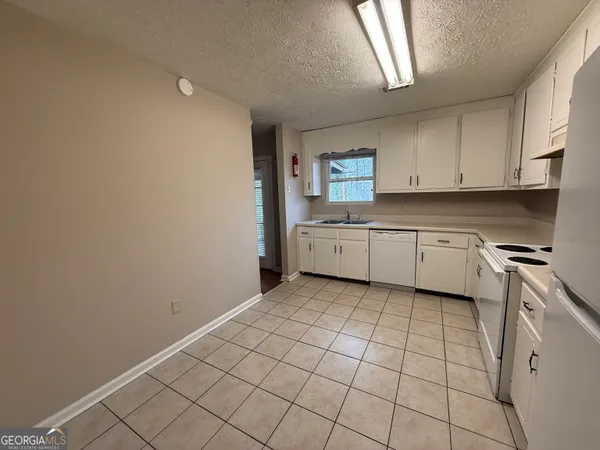$1,125 | 110 Jockey Club Drive, Athens, GA 30605