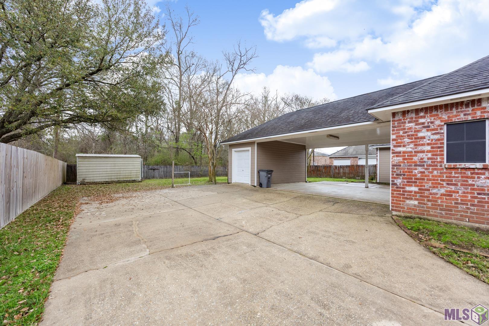 12010 Spring Meadow Drive Baton Rouge, LA 70818 - Photo 24 of 27