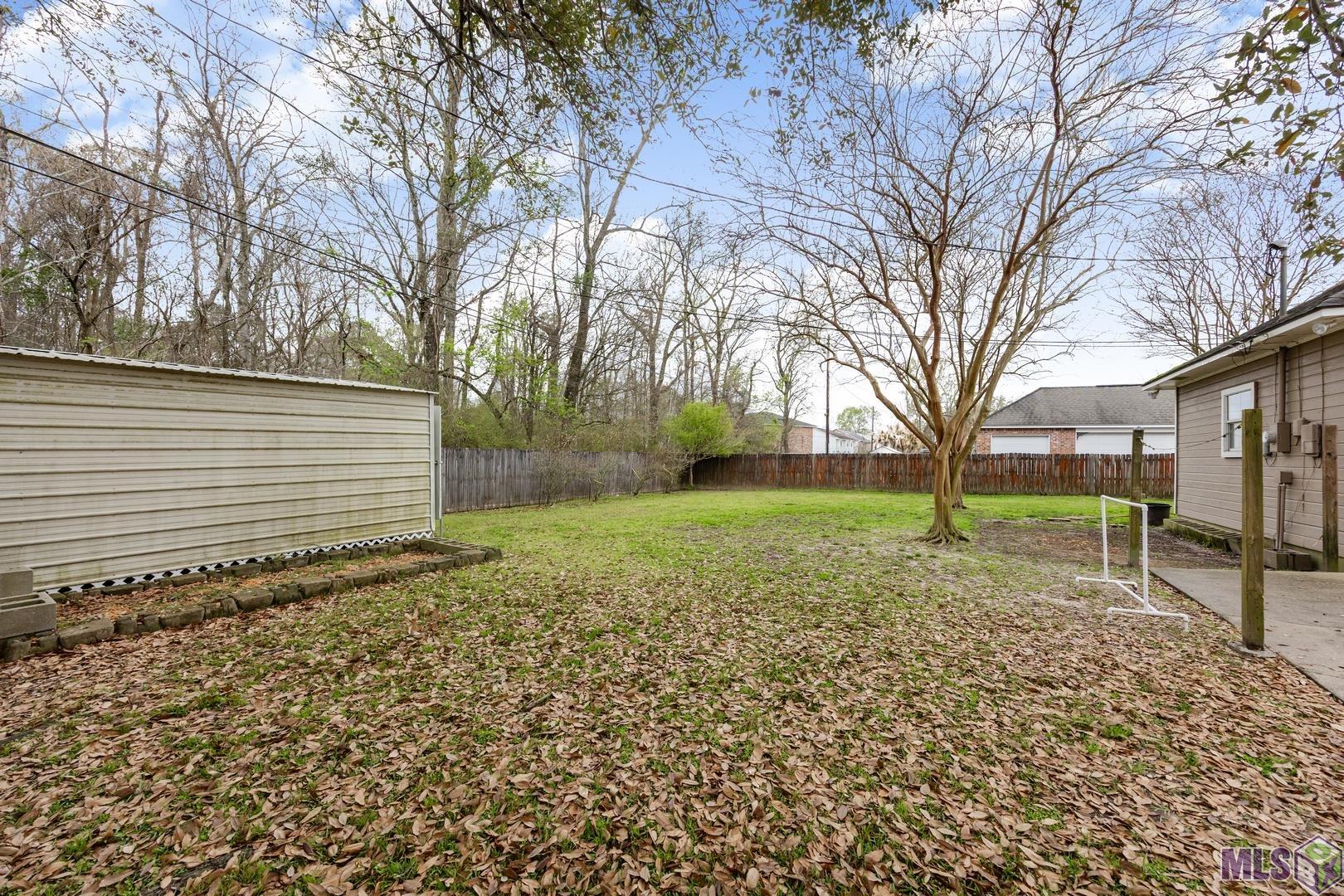 12010 Spring Meadow Drive Baton Rouge, LA 70818 - Photo 25 of 27