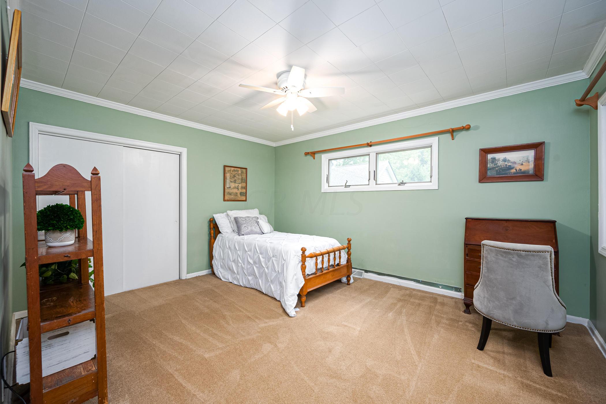 5801 Sinclair Road Columbus, OH 43229 - Photo 30 of 48 Gallery Image 30