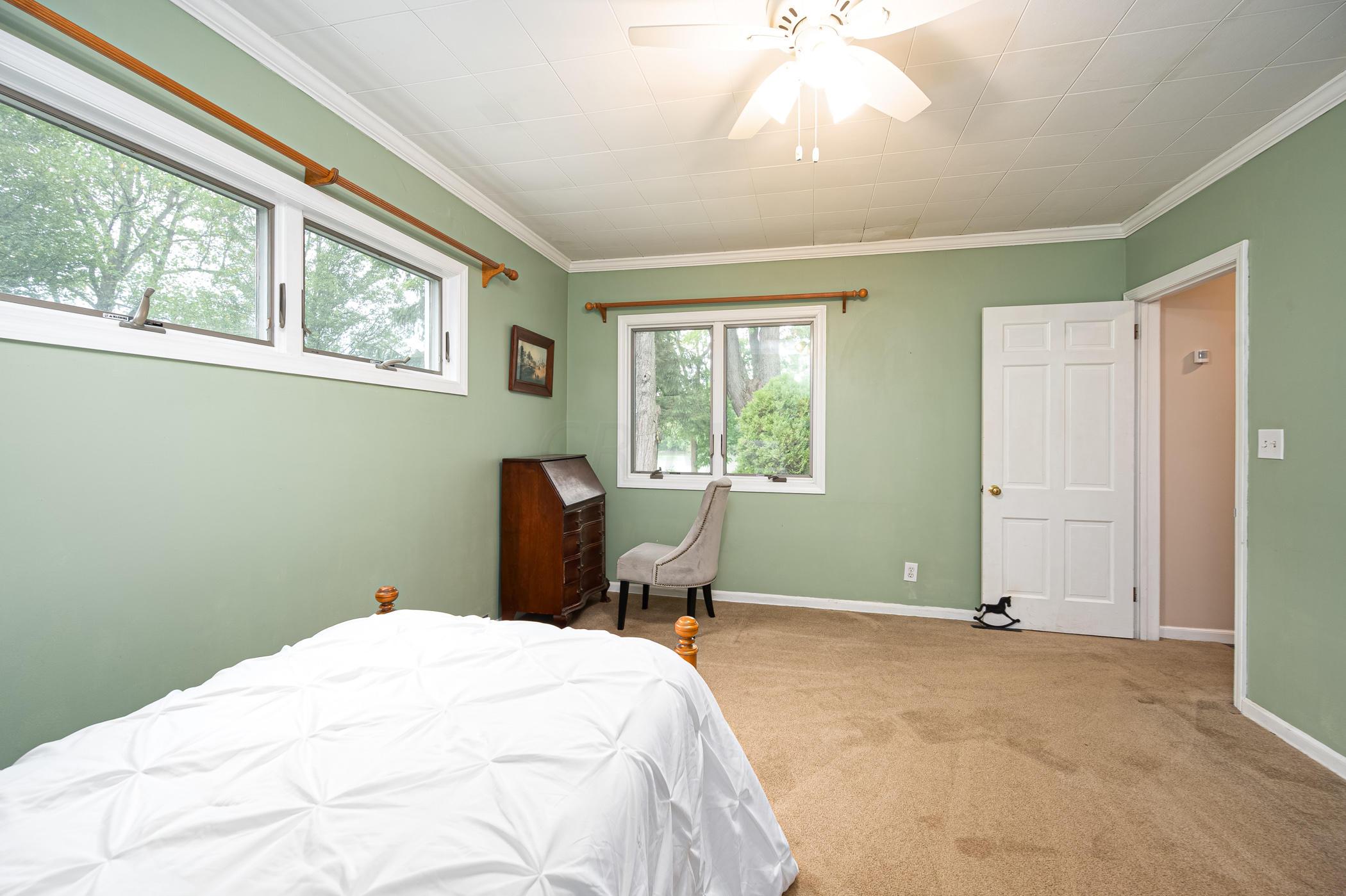 5801 Sinclair Road Columbus, OH 43229 - Photo 31 of 48 Gallery Image 31