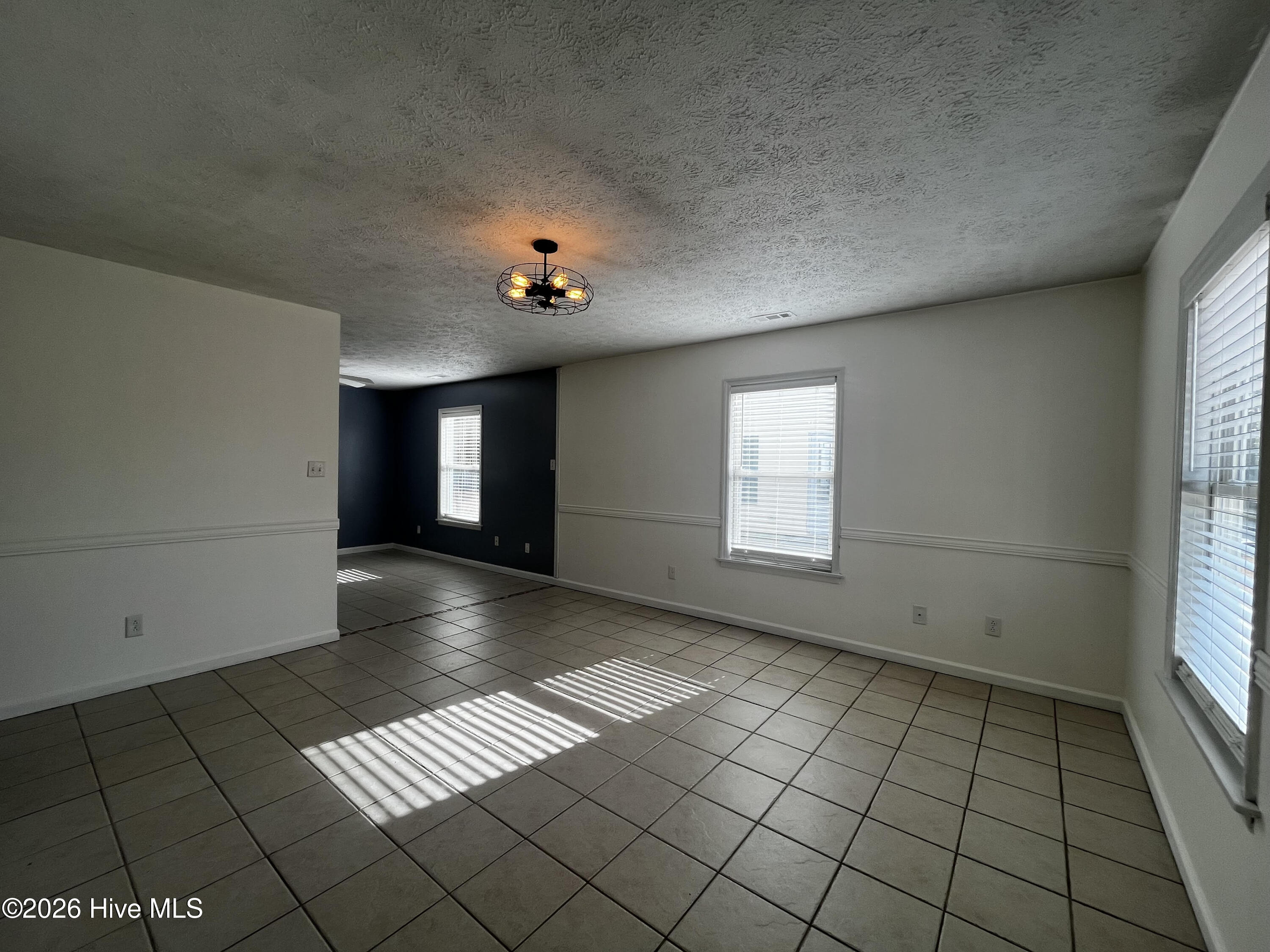 313 Church Road Havelock, NC 28532 - Photo 3 of 11 Living Room Dining
