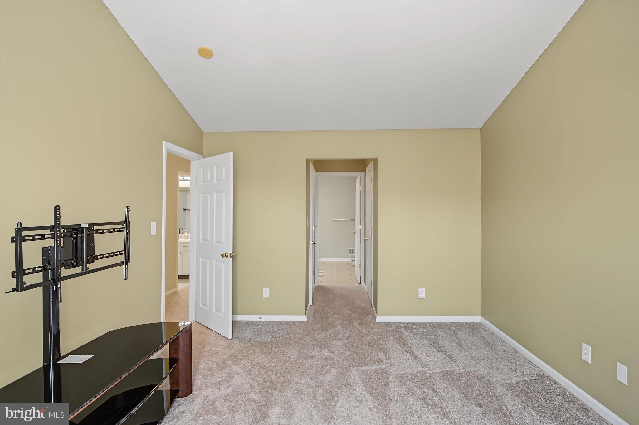 51 York Road Princeton Junction, NJ 08550 - Photo 24 of 36 Gallery Image 24