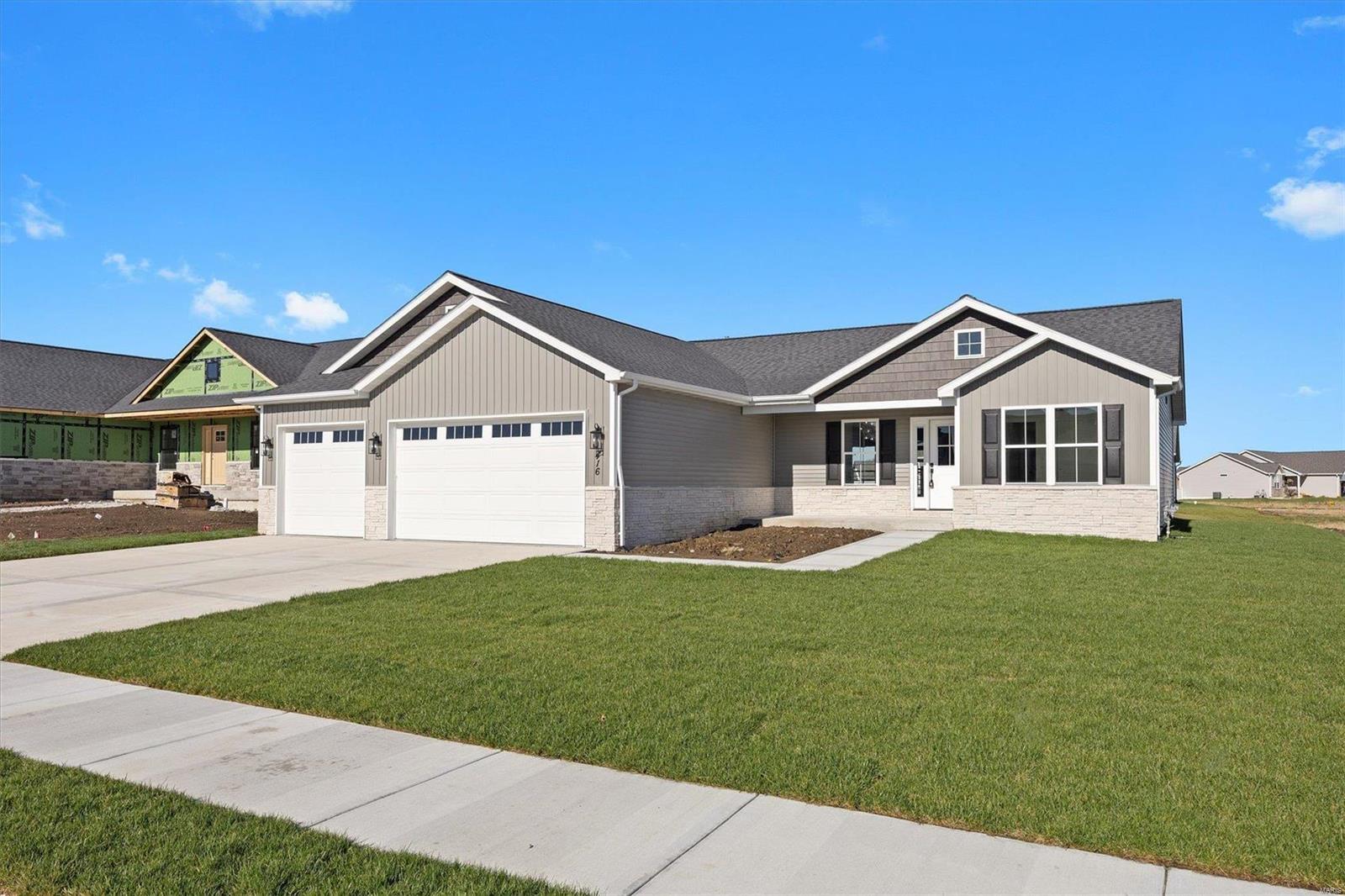 416 Rumsfeld Drive Troy, IL 62294 - Photo 2 of 41 Gallery Image 2