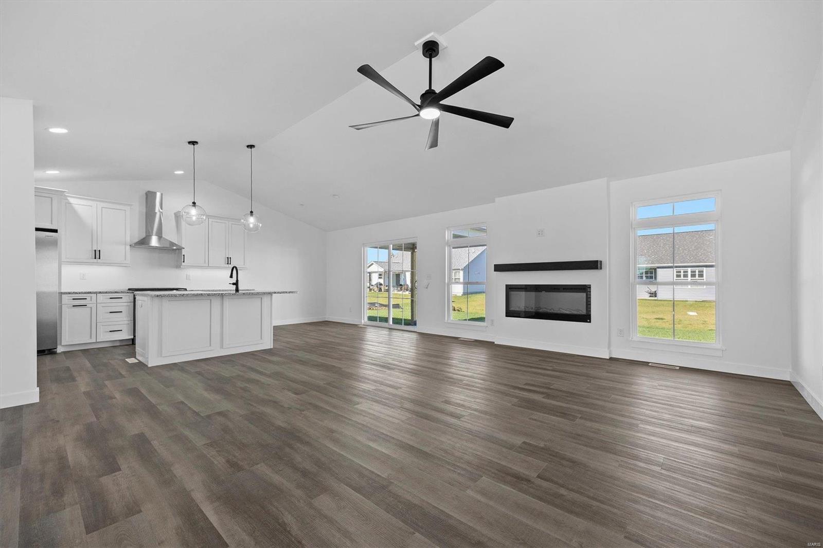 416 Rumsfeld Drive Troy, IL 62294 - Photo 5 of 41 Gallery Image 5