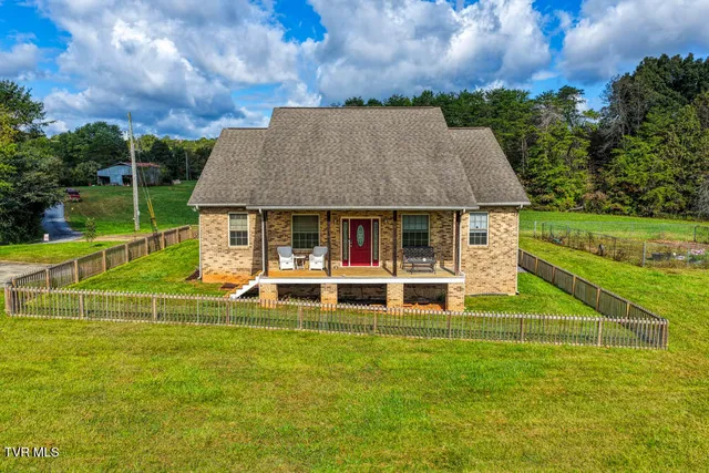 $833,000 | 317 Handy Lane, Rogersville, TN 37857