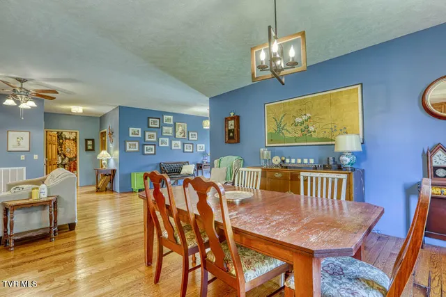 $833,000 | 317 Handy Lane, Rogersville, TN 37857