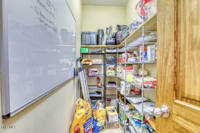 $833,000 | 317 Handy Lane, Rogersville, TN 37857