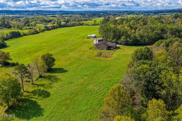 $833,000 | 317 Handy Lane, Rogersville, TN 37857