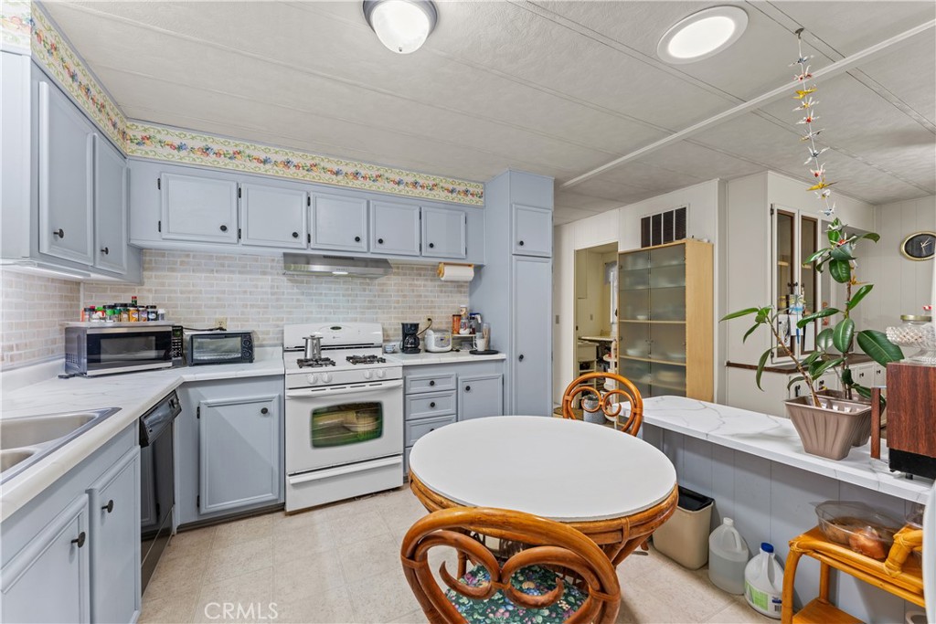 4747 Oak Crest Road, Unit 78 Fallbrook, CA 92028 - Photo 7 of 31 Gallery Image 7