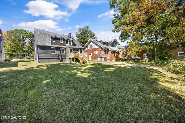 $1,900 | 3034 East 5th Avenue, Knoxville, TN 37914