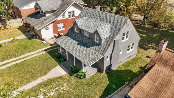 $1,900 | 3034 East 5th Avenue, Knoxville, TN 37914