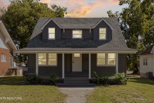 $1,900 | 3034 East 5th Avenue, Knoxville, TN 37914