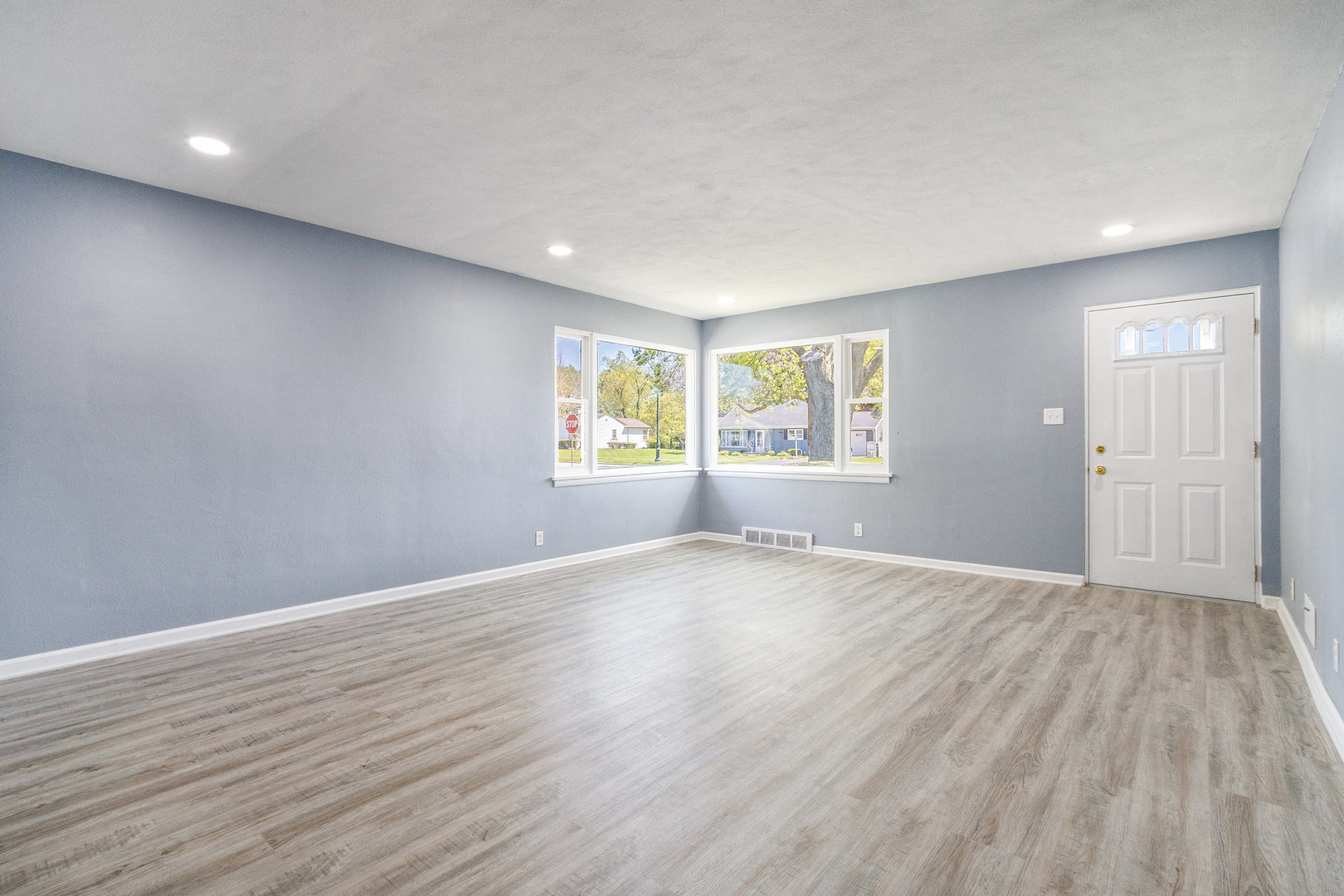 1301 Black Road Joliet, IL 60435 - Photo 6 of 26 Gallery Image 6