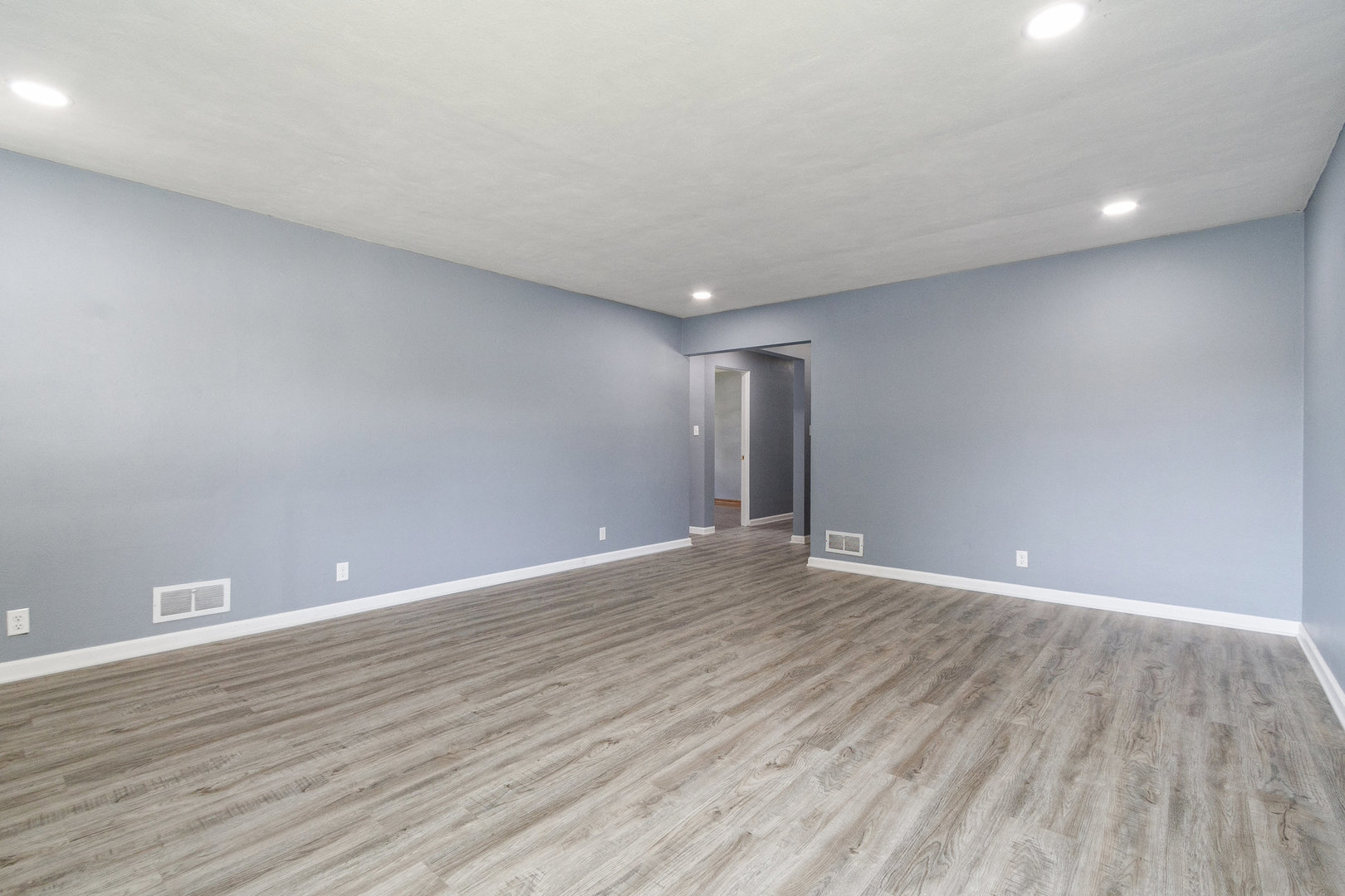 1301 Black Road Joliet, IL 60435 - Photo 7 of 26 Gallery Image 7