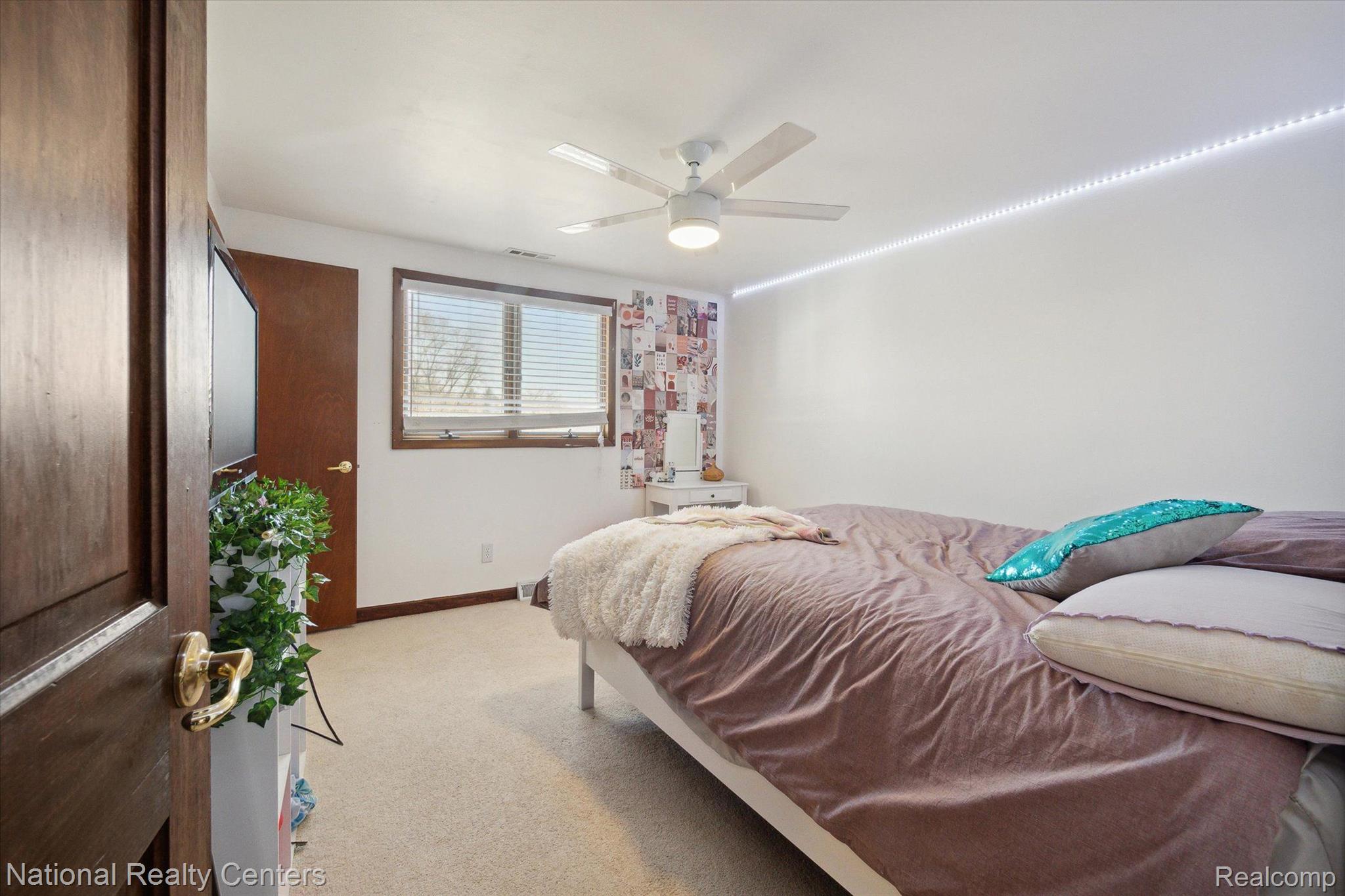 5786 Edgar Road Clarkston, MI 48346 - Photo 22 of 49 Gallery Image 22