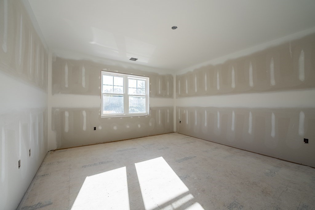 3 Conrad Circle, Unit 3 Holden, MA 01520 - Photo 16 of 40