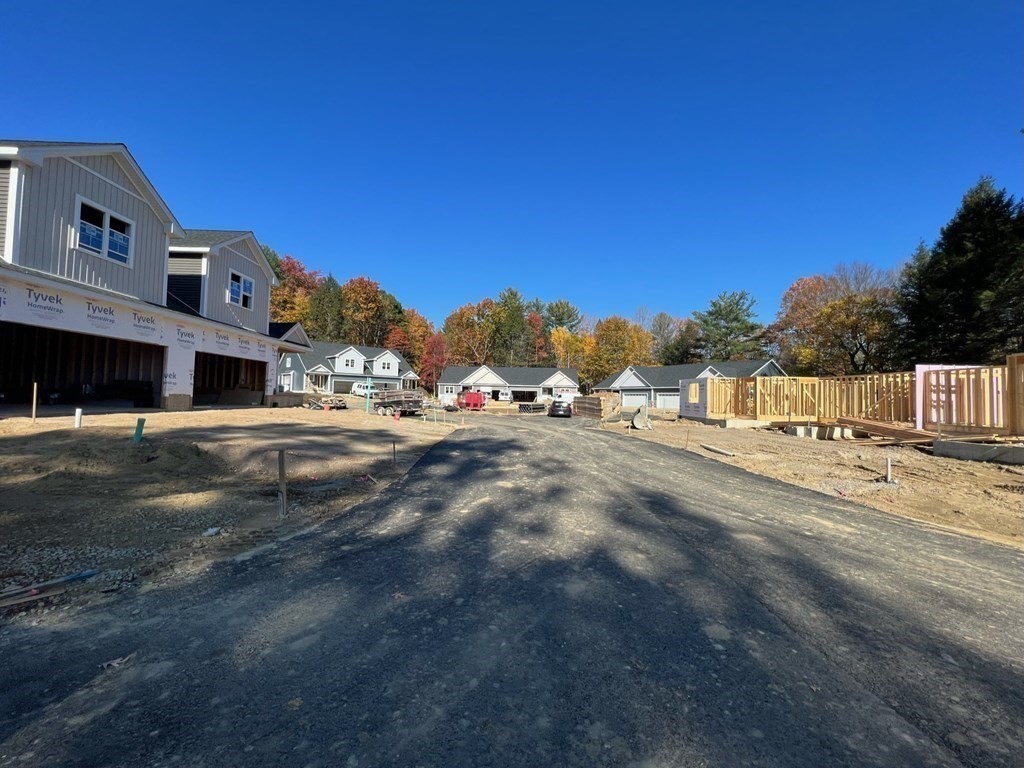 3 Conrad Circle, Unit 3 Holden, MA 01520 - Photo 23 of 40