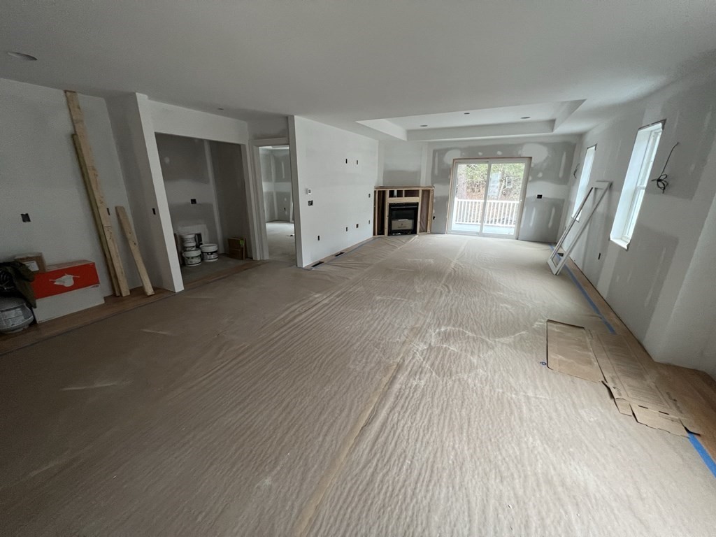 3 Conrad Circle, Unit 3 Holden, MA 01520 - Photo 7 of 40