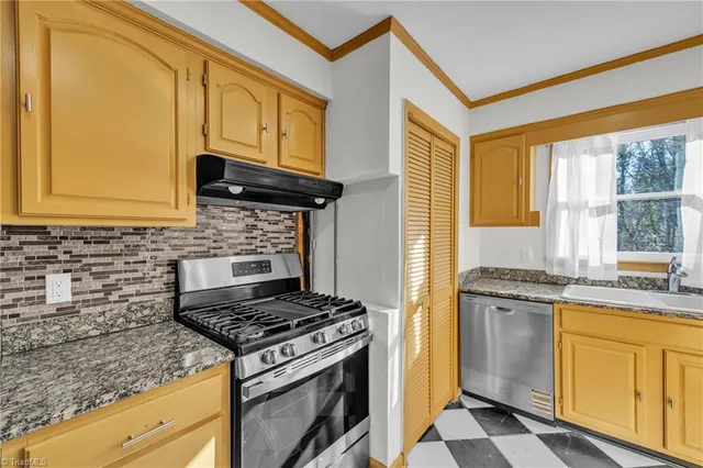 $419,999 | 530 Laurel Mountain Road, North Wilkesboro, NC 28659