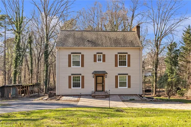 $419,999 | 530 Laurel Mountain Road, North Wilkesboro, NC 28659