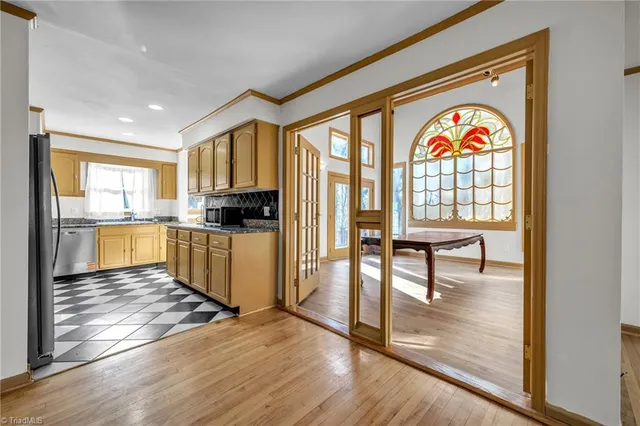 $419,999 | 530 Laurel Mountain Road, North Wilkesboro, NC 28659