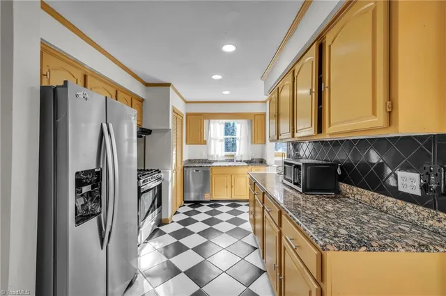 $419,999 | 530 Laurel Mountain Road, North Wilkesboro, NC 28659