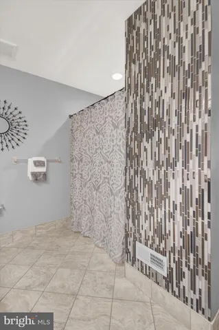 $469,900 | 300 Reagan Drive, Sellersville, PA 18960