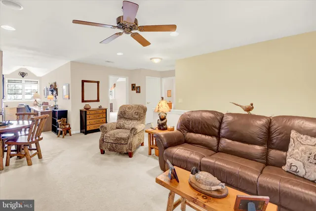 $469,900 | 300 Reagan Drive, Sellersville, PA 18960