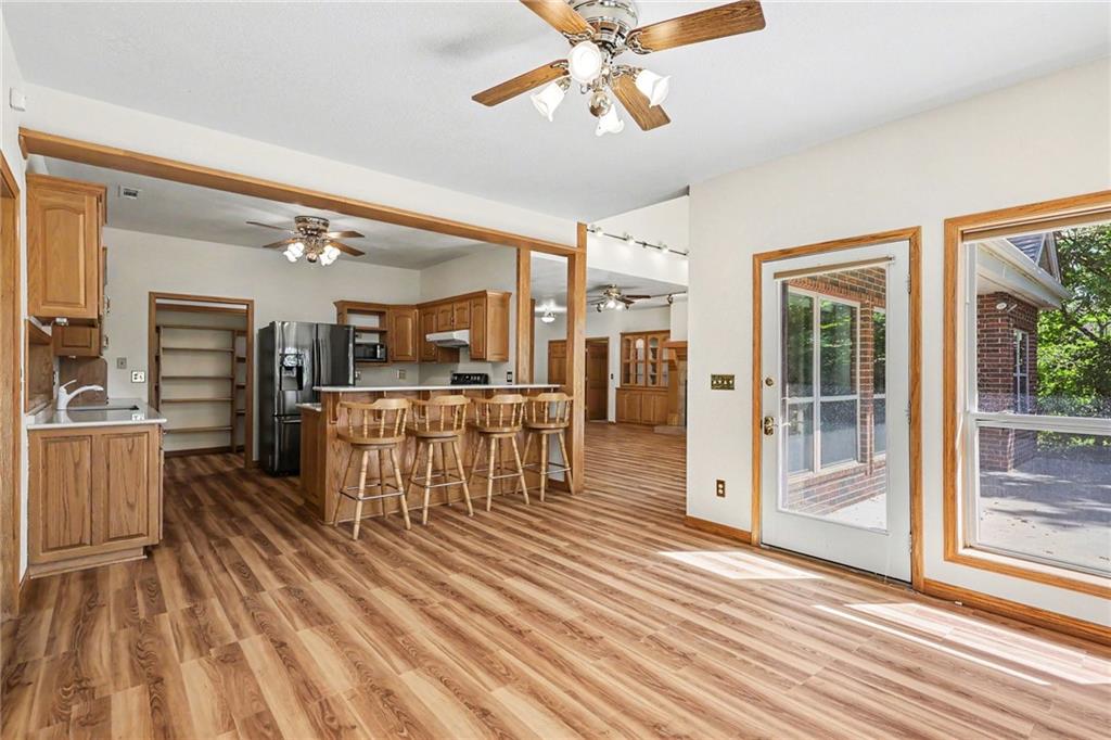 58 West Lake Road Farlington, KS 66734 - Photo 8 of 39