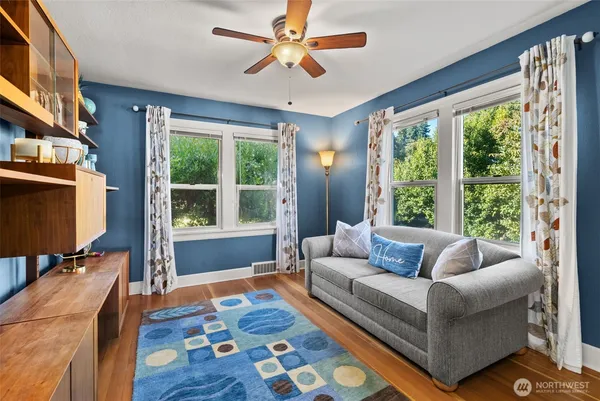 $1,750,000 | 5208 Illahee Road Northeast, Bremerton, WA 98311