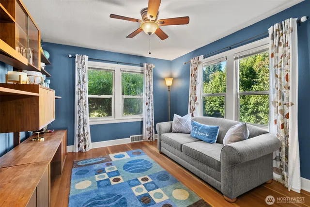 $1,750,000 | 5208 Illahee Road Northeast, Bremerton, WA 98311