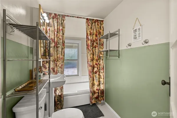 $1,750,000 | 5208 Illahee Road Northeast, Bremerton, WA 98311