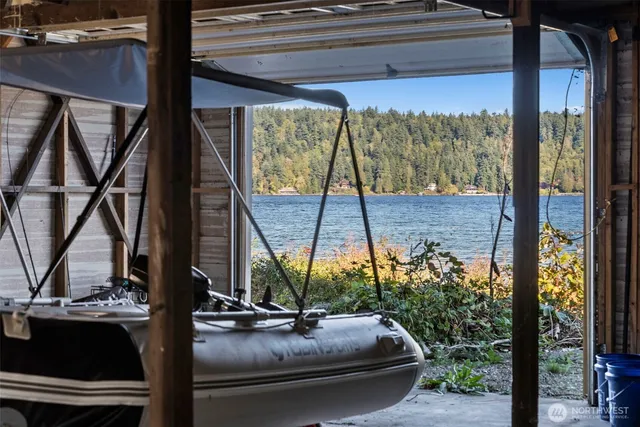 $1,750,000 | 5208 Illahee Road Northeast, Bremerton, WA 98311