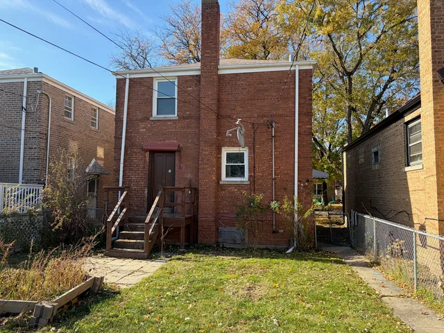 $156,000 | 3627 South 58th Court, Cicero, IL 60804