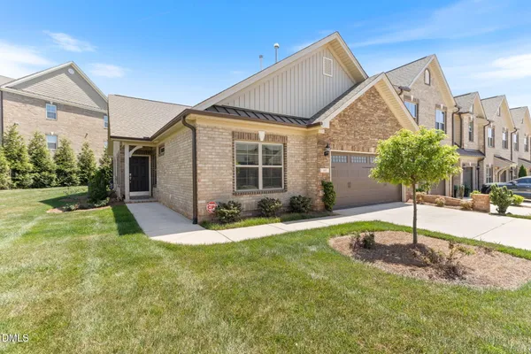 $389,900 | 985 Bonanza Lane, Mebane, NC 27302