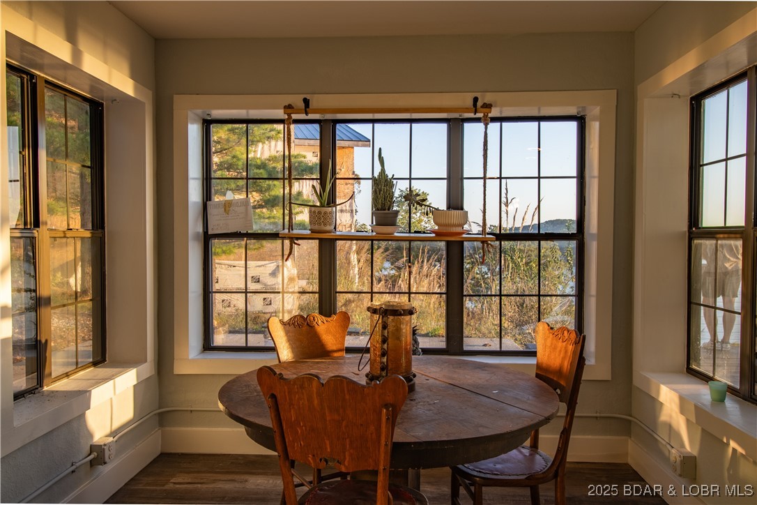 31382 Red Arrow Road Rocky Mount, MO 65072 - Photo 12 of 36