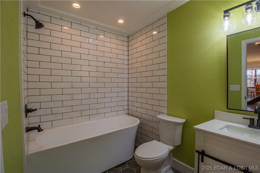 31382 Red Arrow Road Rocky Mount, MO 65072 - Photo 18 of 36