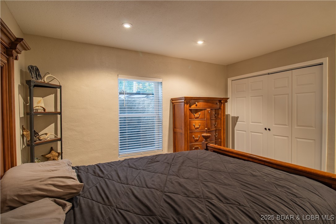 31382 Red Arrow Road Rocky Mount, MO 65072 - Photo 20 of 36