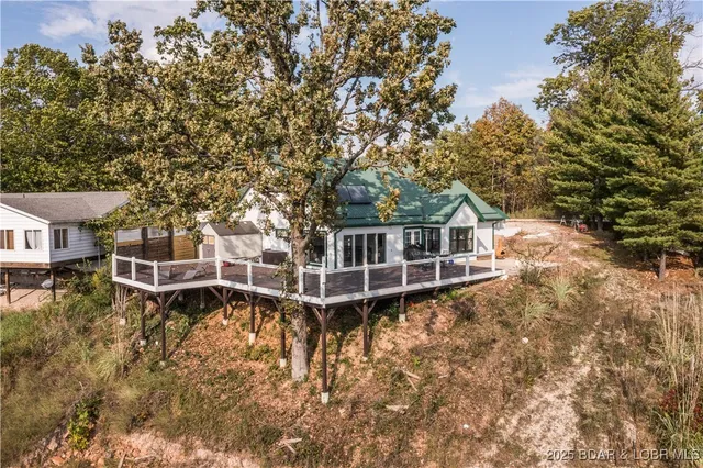 $499,900 | 31382 Red Arrow Road, Rocky Mount, MO 65072