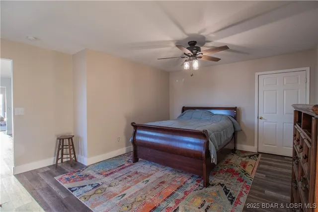 $499,900 | 31382 Red Arrow Road, Rocky Mount, MO 65072