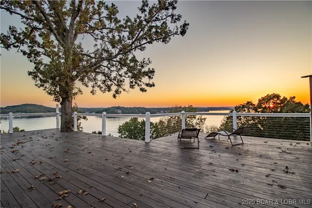 $499,900 | 31382 Red Arrow Road, Rocky Mount, MO 65072