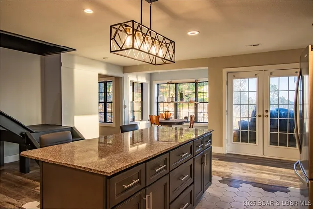 $499,900 | 31382 Red Arrow Road, Rocky Mount, MO 65072