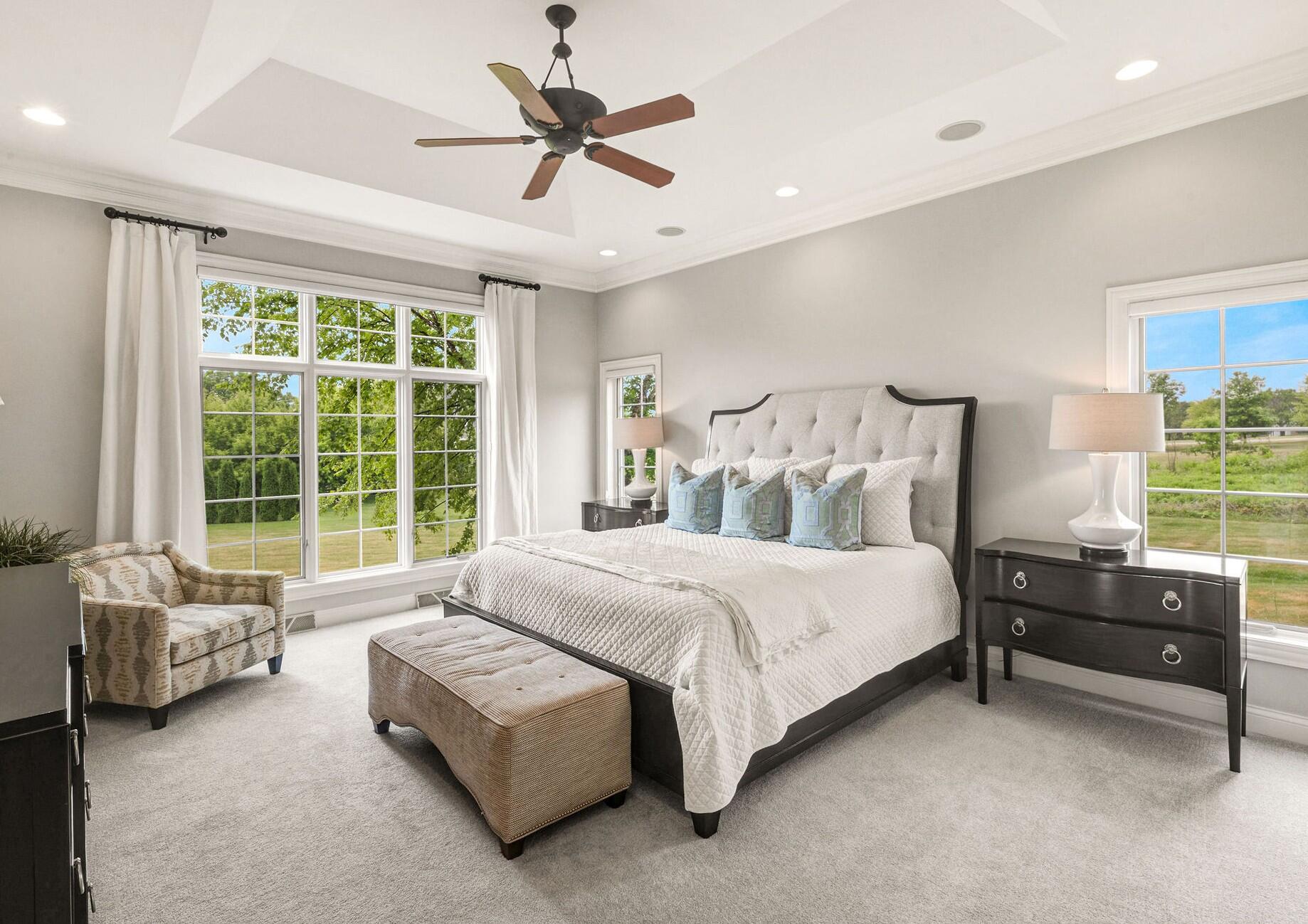 11092 Sutton Ridge Drive Mequon, WI 53097 - Photo 18 of 40 Primary Bedroom