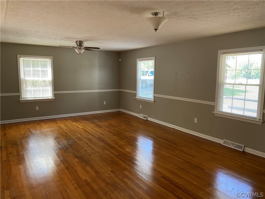 310 Petersburg Road Powhatan, VA 23139 - Photo 9 of 35 Gallery Image 9