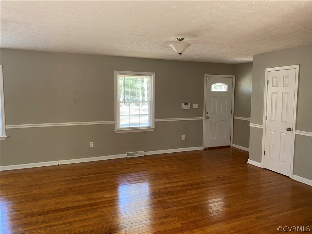 310 Petersburg Road Powhatan, VA 23139 - Photo 10 of 35 Gallery Image 10