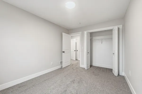 $384,000 | 910 Indiana Avenue, Unit 12, South Haven, MI 49090