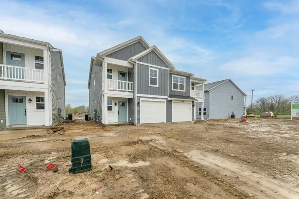 $384,000 | 910 Indiana Avenue, Unit 12, South Haven, MI 49090