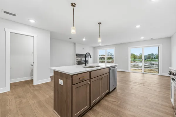 $384,000 | 910 Indiana Avenue, Unit 12, South Haven, MI 49090