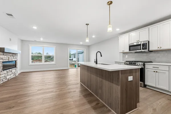 $384,000 | 910 Indiana Avenue, Unit 12, South Haven, MI 49090